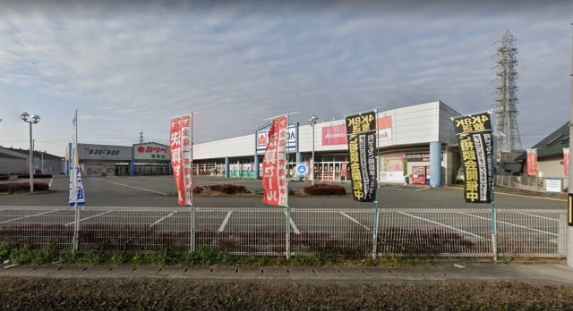 スーパーまで300m※カワベ　たつの店 ラッフィナート・カーサ