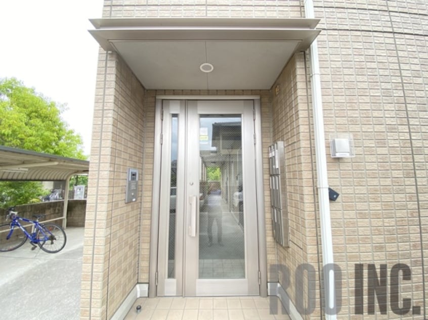  セジュール亀山　A棟