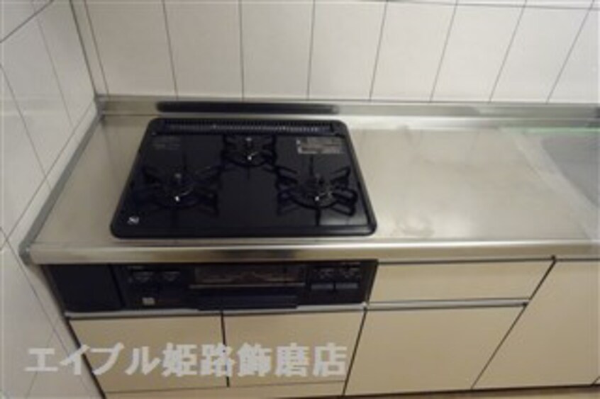 写真は反転のお部屋です アンプルール