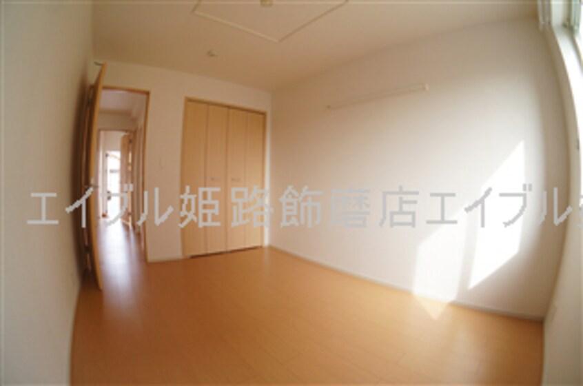 写真は反転のお部屋です ルベド