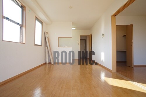  紫蘭（しらら）