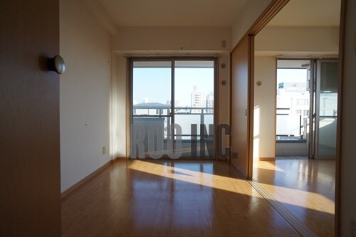  紫蘭（しらら）