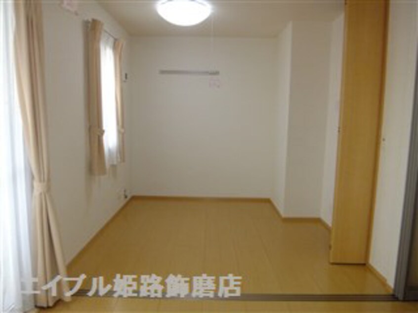 写真は反転のお部屋です モダンコート英賀西