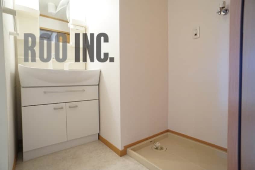 写真は反転のお部屋です エメラルド雅Ⅲ