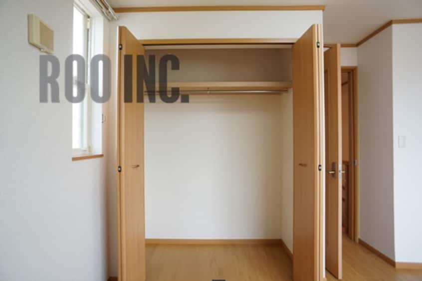 写真は反転のお部屋です エメラルド雅Ⅲ