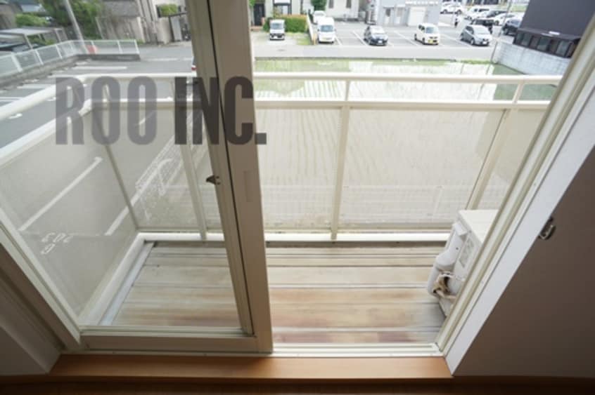 写真は反転のお部屋です エメラルド雅Ⅲ