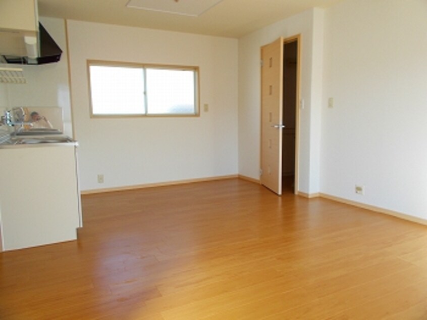  リバーサイドクラタニ