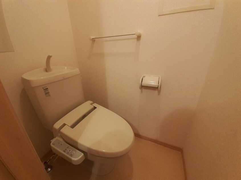  シン．シン．ハウスＢ