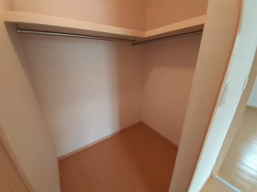  シン．シン．ハウスＢ