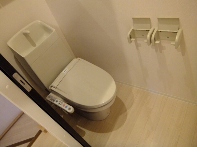  ヴェルジュール佐土