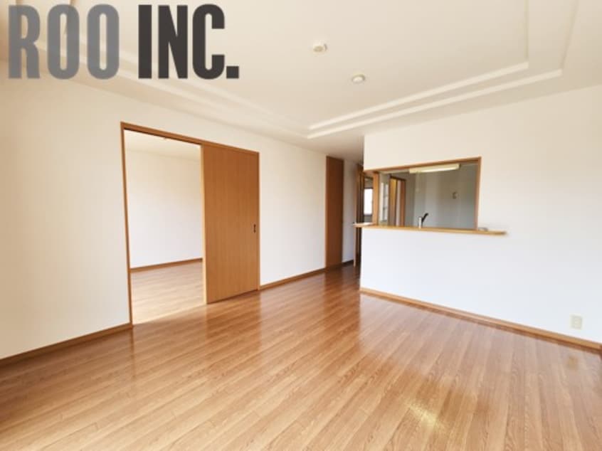 写真は反転のお部屋です グランエトワール