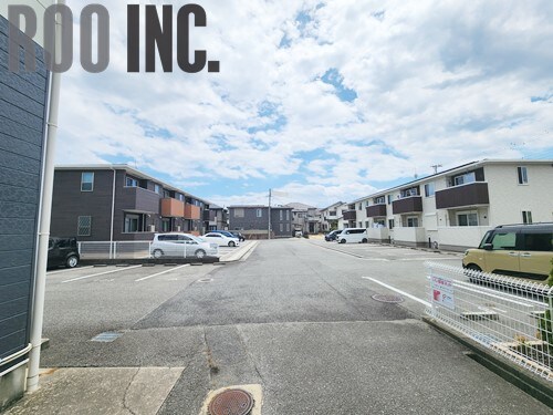  ファミィール垣口