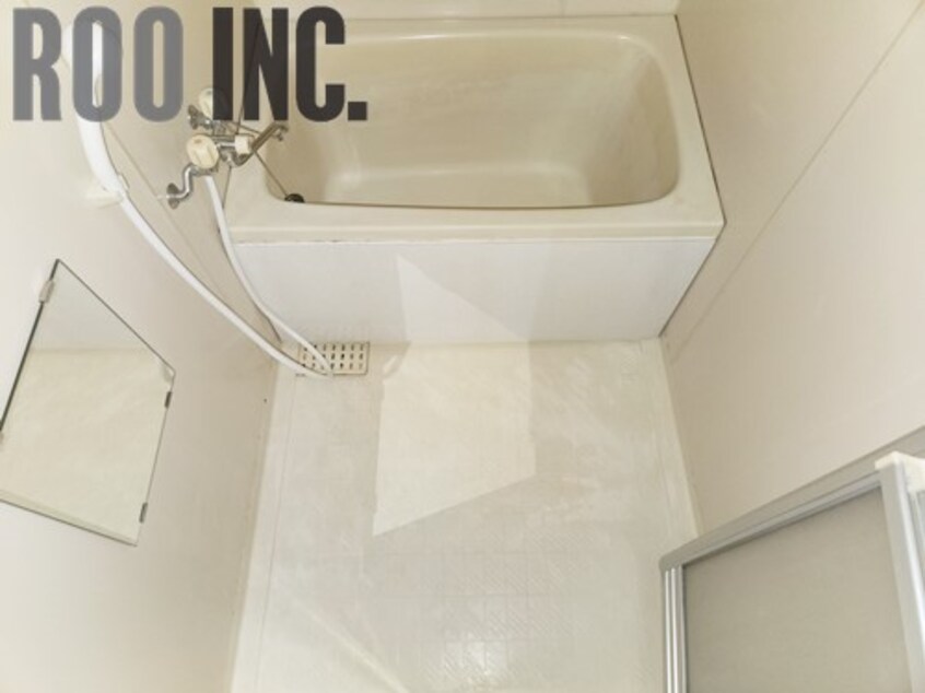  ファミィール垣口