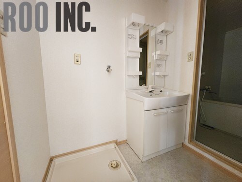  ファミィール垣口