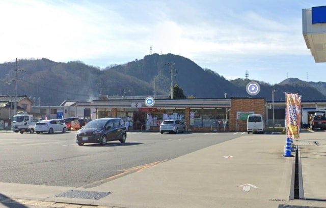 コンビニまで320m※セブンイレブン　宍粟山崎町船元店 ソレイユ西本Ⅱ