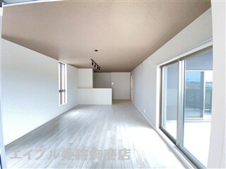  メゾン　コンフォール