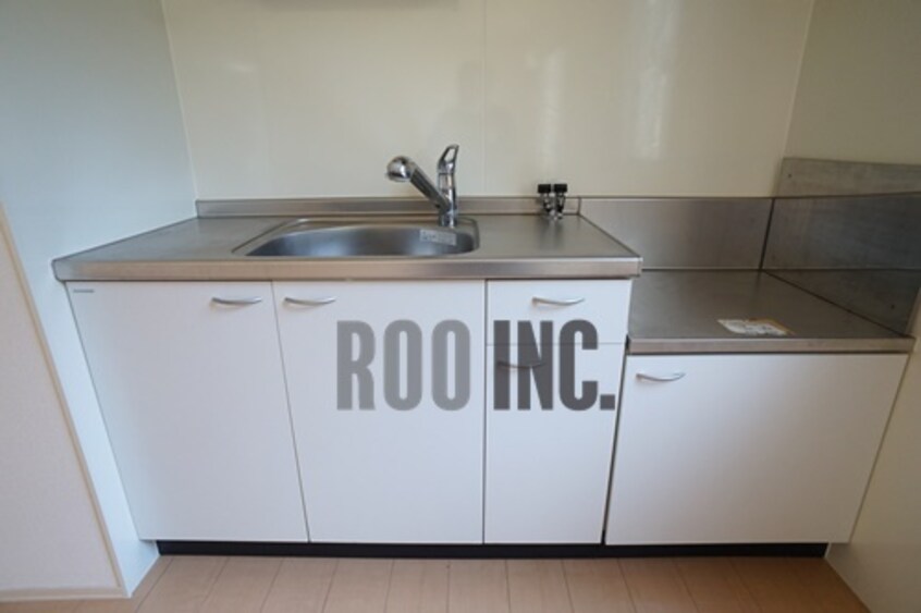  エクセル正門通