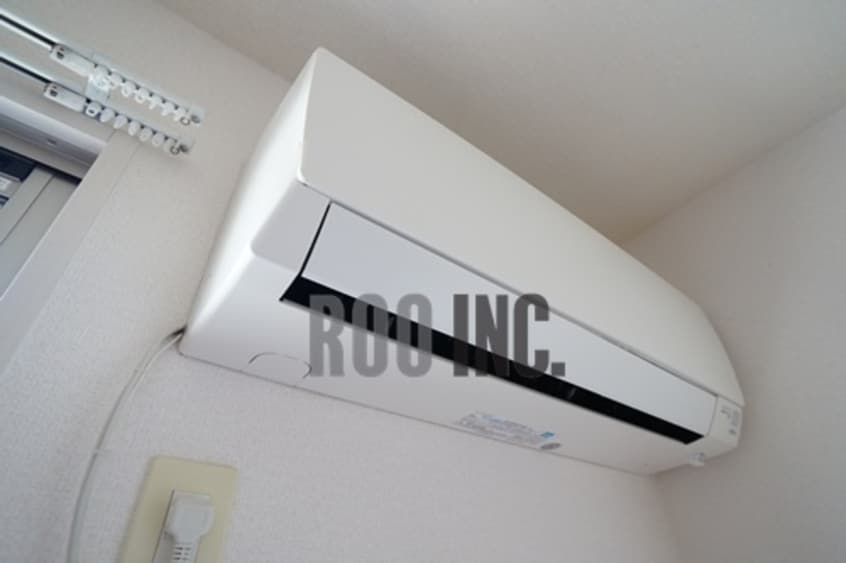  エクセル正門通