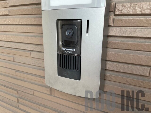 写真は反転のお部屋です シャーメゾン西庄北