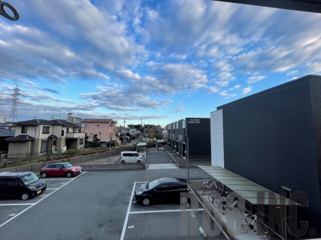 写真は反転のお部屋です シャーメゾン西庄北