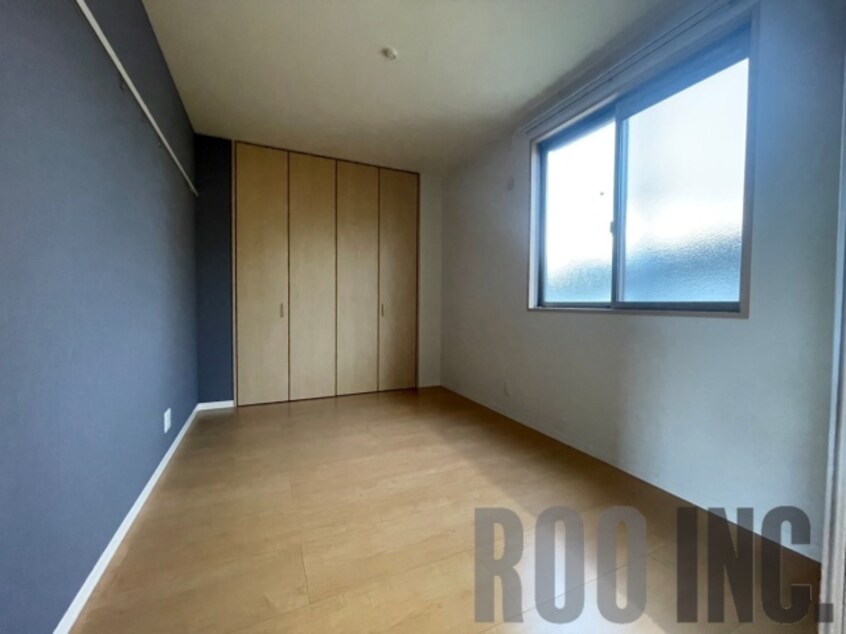 写真は反転のお部屋です シャーメゾン西庄北