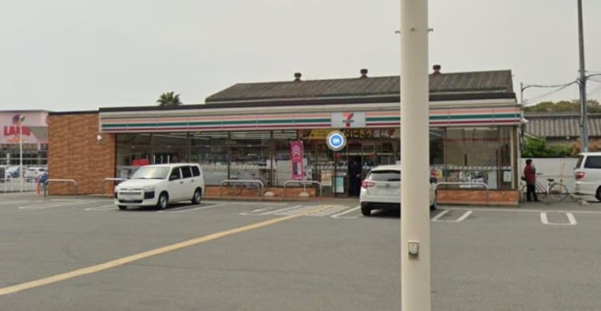 コンビニまで368m※セブンイレブン　姫路飾磨中島店 リバーハイツ東堀