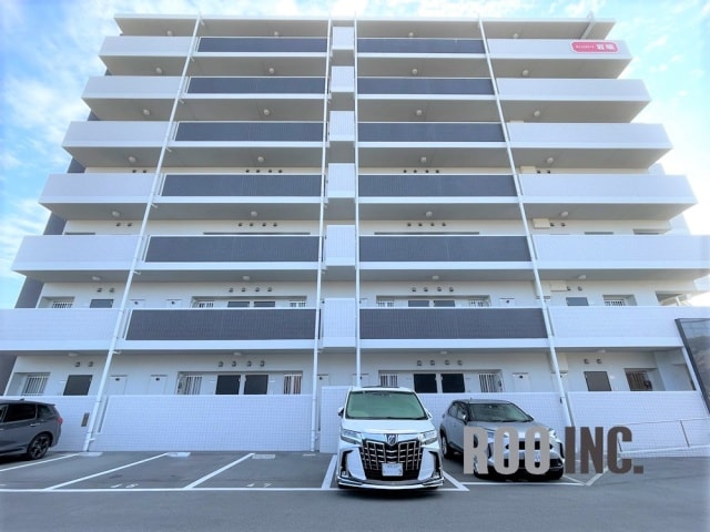  キャッスルコート岩端