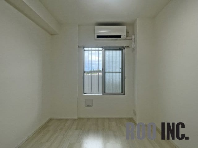  キャッスルコート岩端