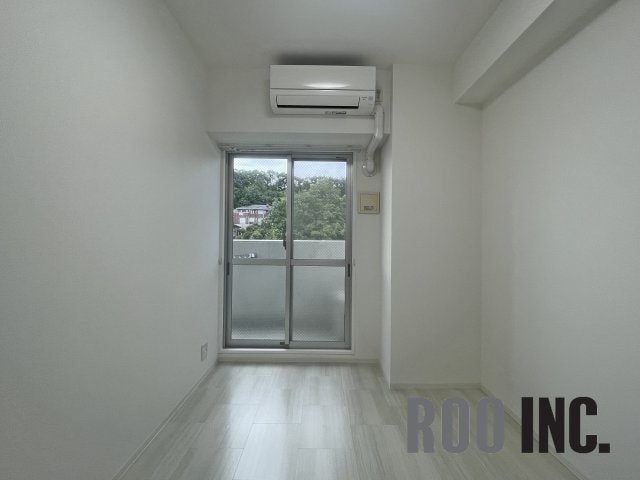  キャッスルコート岩端