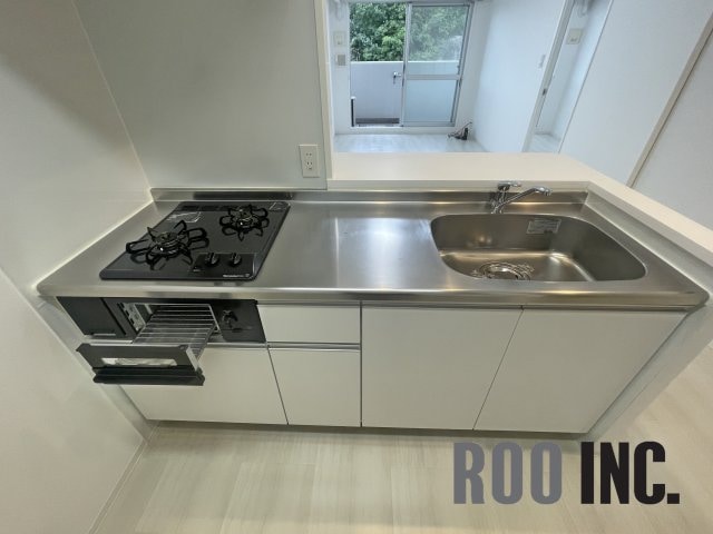  キャッスルコート岩端