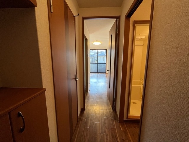 写真は反転のお部屋です ツインズコート相生壱番館