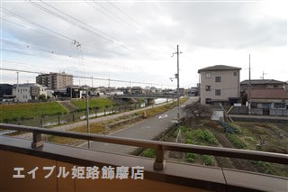 写真は反転のお部屋です メゾンドゥキャトルセゾン