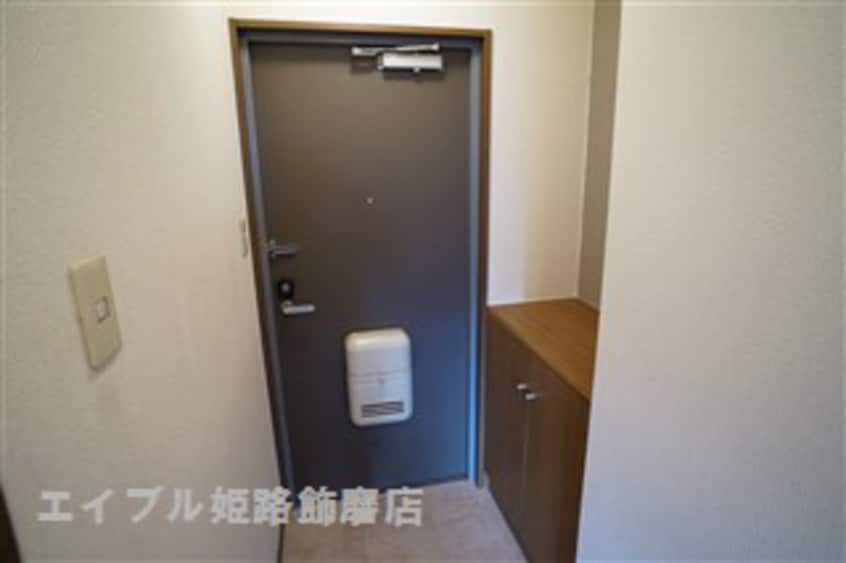 写真は反転のお部屋です メゾンドゥキャトルセゾン