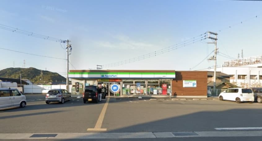 コンビニまで300m※ファミリーマート　御着橋店 グランシャリオ天川