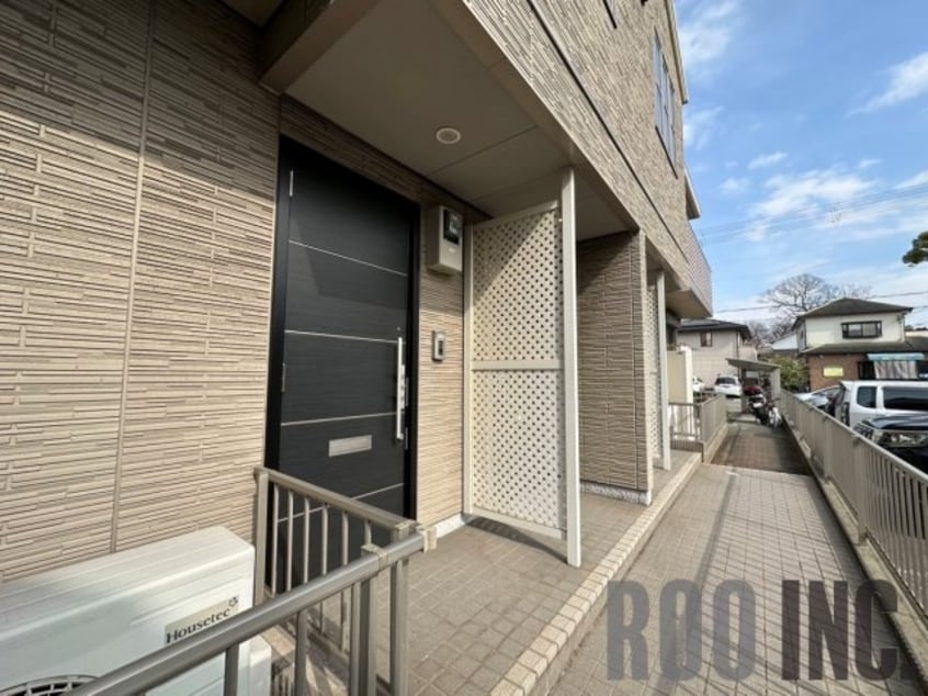  ロンド・ヴィル・ウエスト