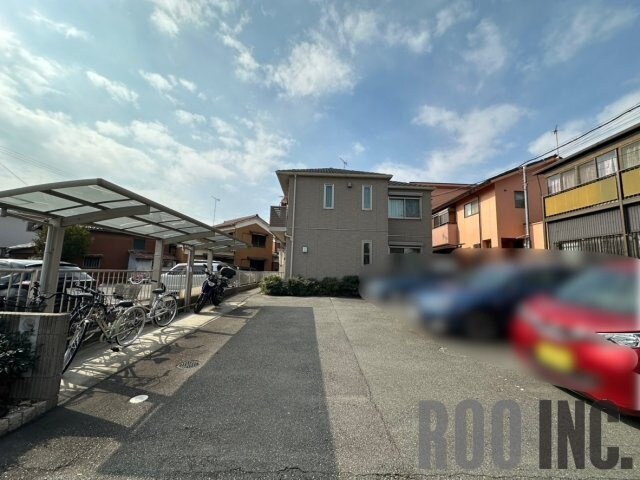  ロンド・ヴィル・ウエスト