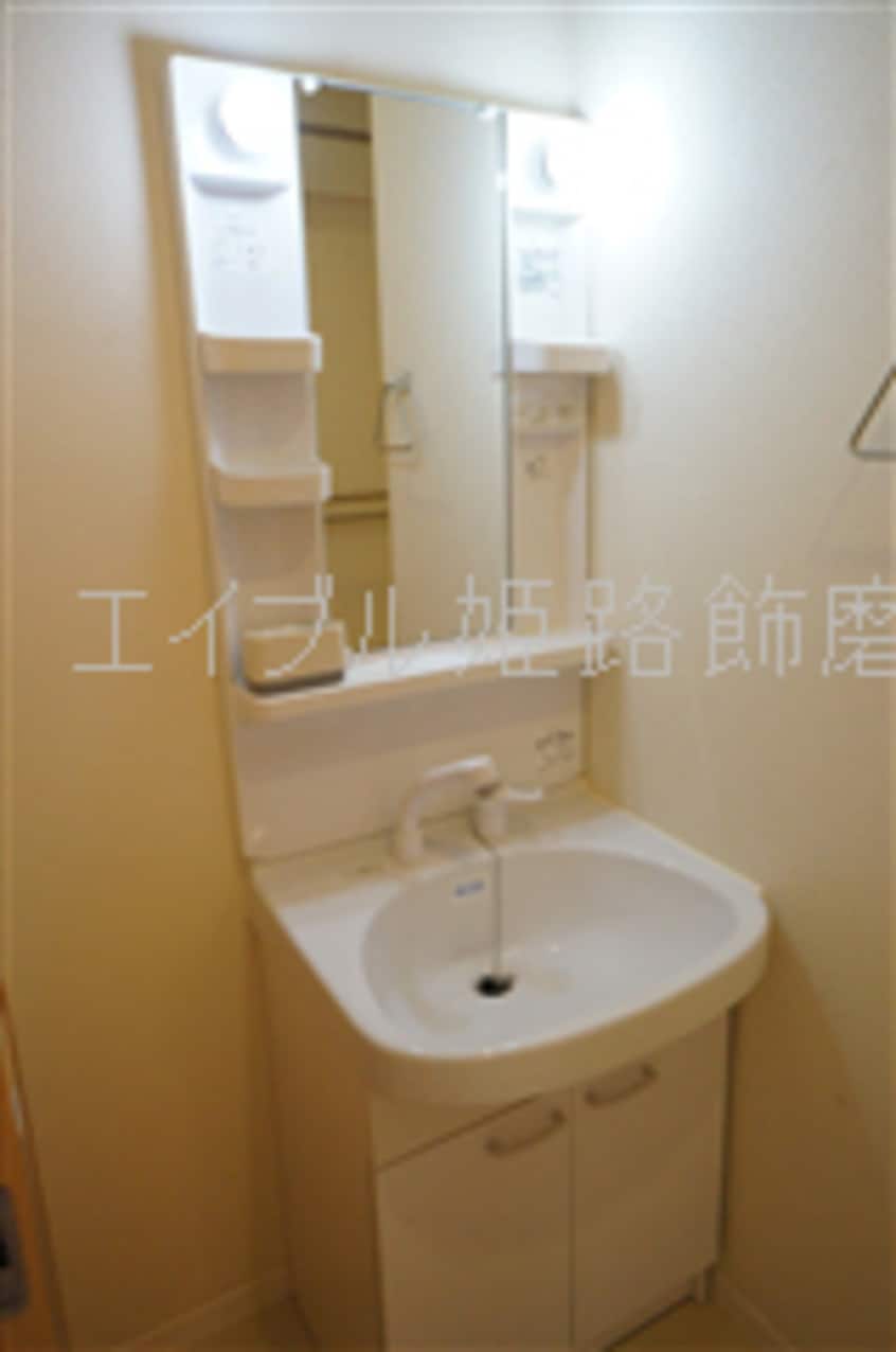  ロンド・ヴィル・ウエスト