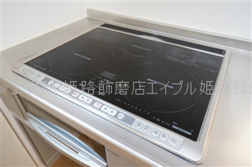  ロンド・ヴィル・ウエスト