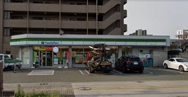 コンビニまで63m※ファミリーマート　姫路壱丁町店 プレステージ姫路坂田町