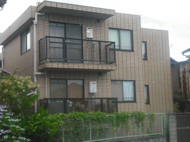  イーストハイツ