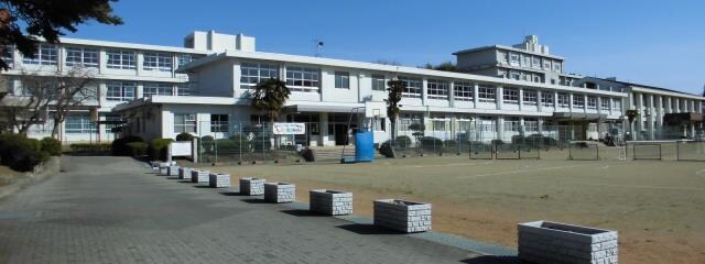 中学校/中等教育学校まで1700m※姫路市立琴陵中学校 サンシティ土山