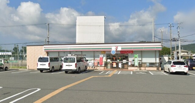 コンビニまで800m※セブンイレブン　姫路上余部店 サングレース