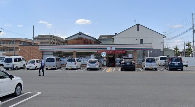 コンビニまで300m※セブンイレブン　姫路広畑小松町店 Villa正門通　B棟