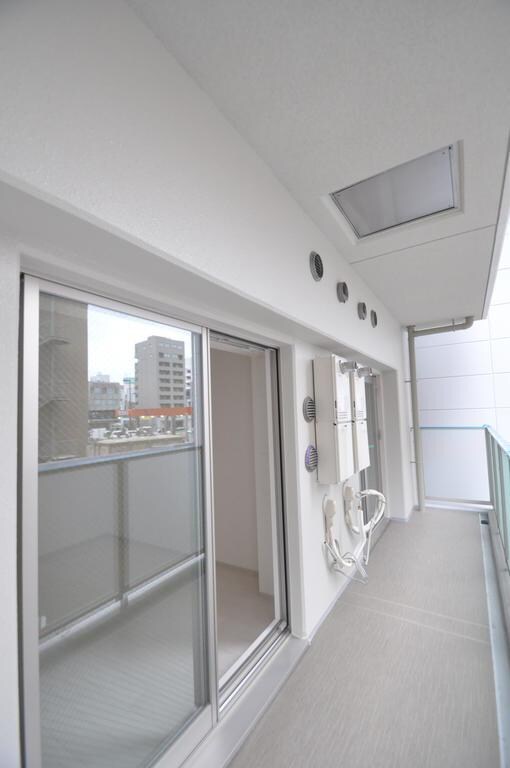  大阪メトロ千日前線/桜川駅 徒歩5分 10階 築9年