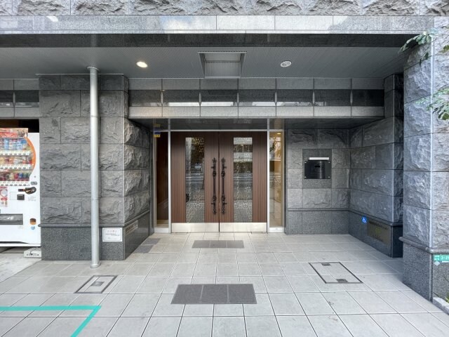  大阪メトロ御堂筋線/なんば駅 徒歩14分 5階 築8年