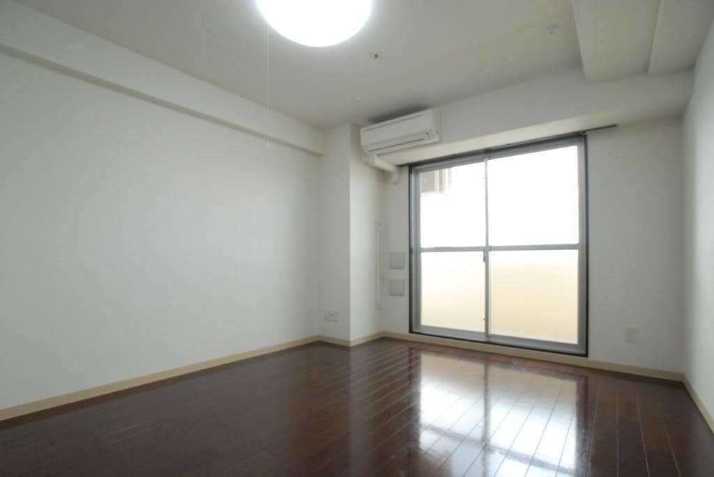  近鉄難波線・奈良線/近鉄日本橋駅 徒歩8分 3階 築3年