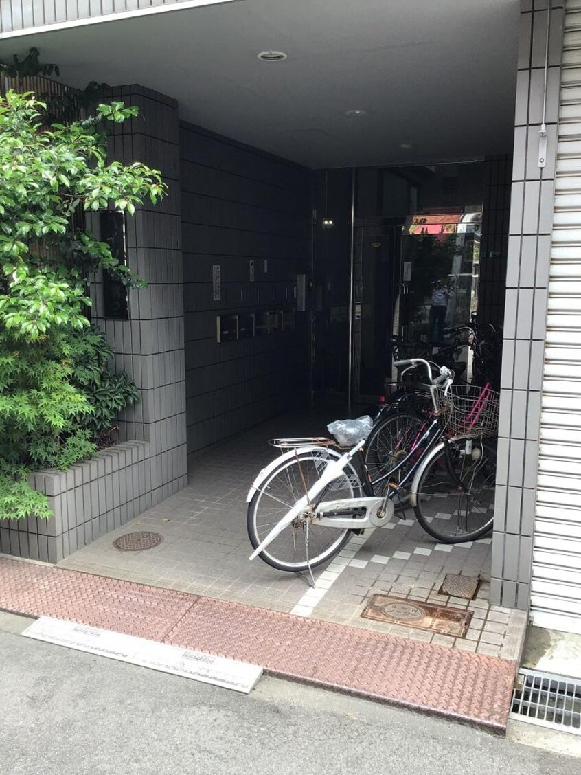 エントランス ハイツ港晴２