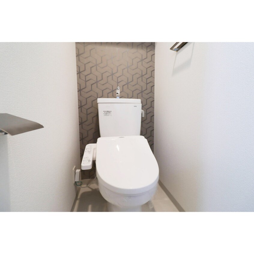 コンパクトで使いやすいトイレです エスリード中之島クロスゲート