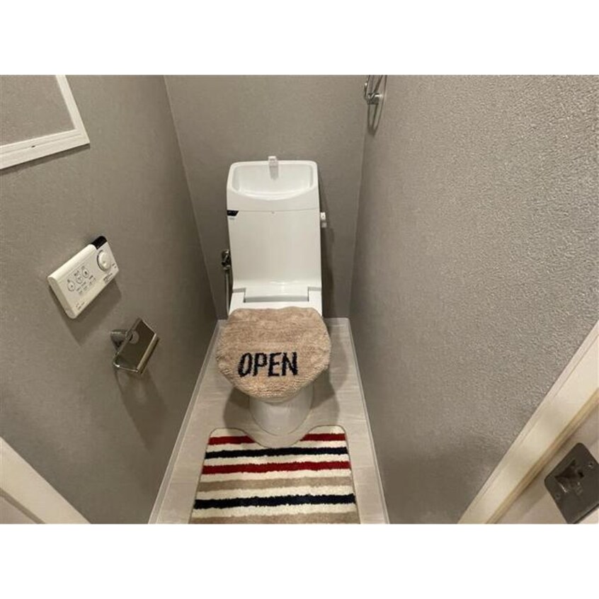 コンパクトで使いやすいトイレです BRAVI南堀江