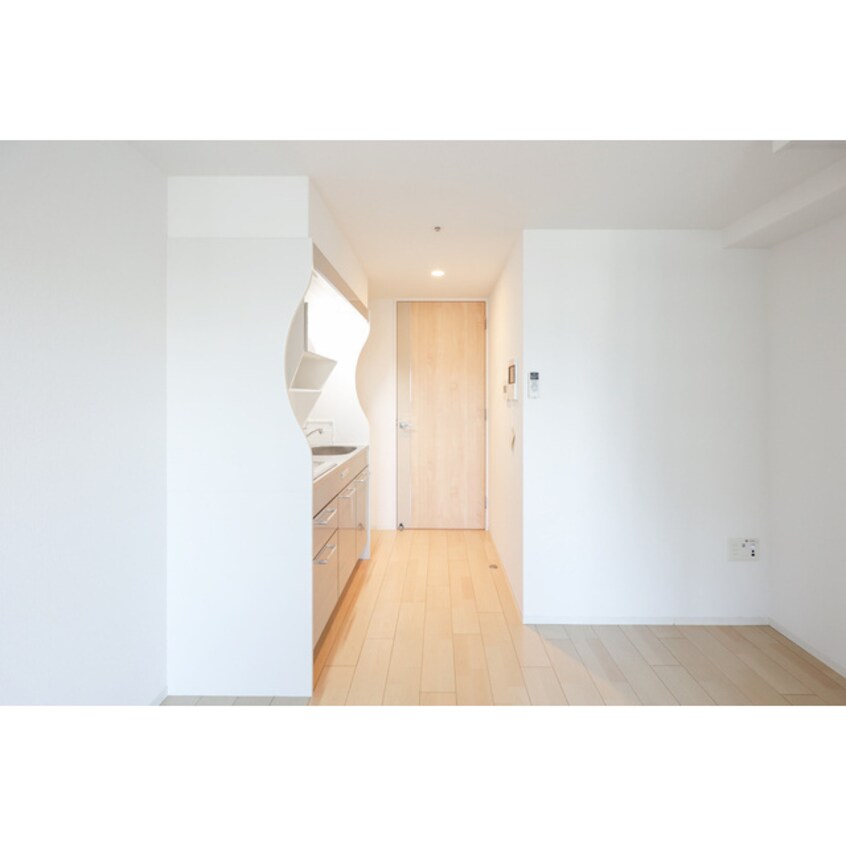 SERENiTE本町reflet